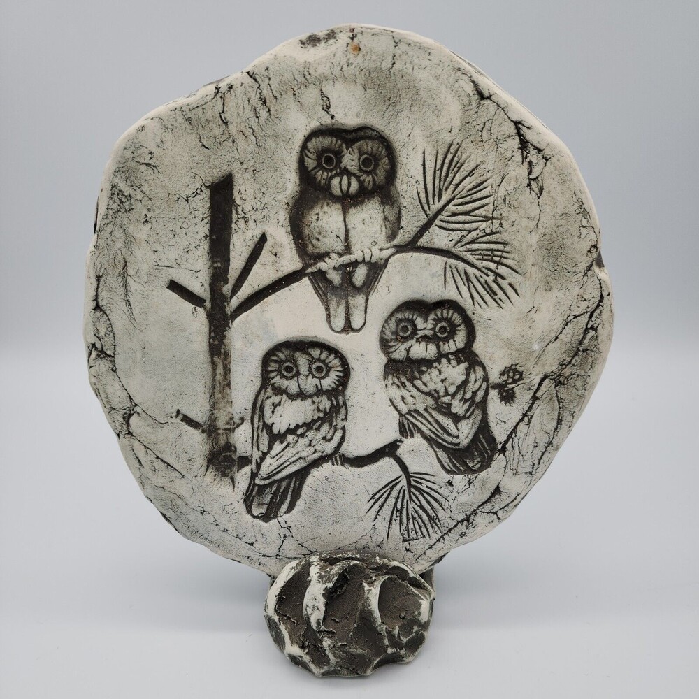 Stan Langtwait Shapes of Clay Mt St Helens Owls Plaque & Stand Cabincore Nature